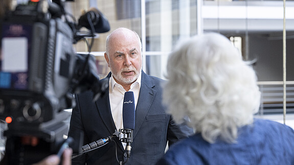 Pressekonferenz zur dbb Bürgerbefragung 2022 Pressekonferenz zur dbb Bürgerbefragung 2022