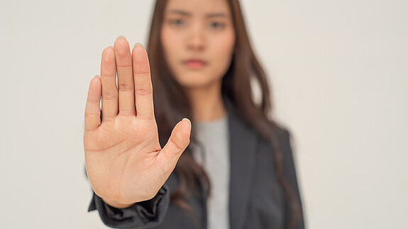 Gewalt gegen Frauen