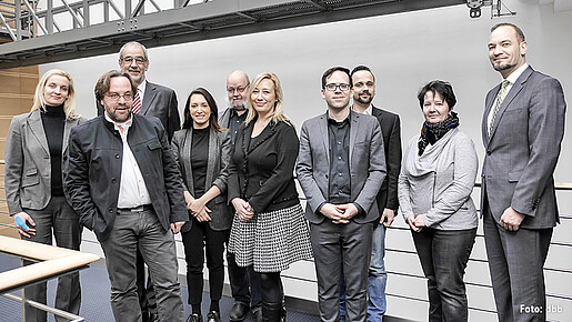 Verhandlungskommissionen von dbb und Arbeitgebern Verhandlungskommissionen von dbb und Arbeitgebern