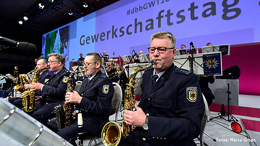Impressionen vom zweiten Tag - Bilder und Video Impressionen vom zweiten Tag - Bilder und Video