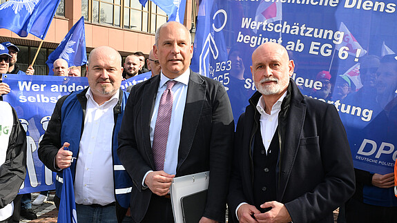 Einkommensrunde Hessen: Kundgebung in Bad Homburg Einkommensrunde Hessen: Kundgebung in Bad Homburg