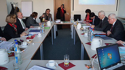 Tarifverhandlungen für den Lehrkräftebereich in Sachsen Tarifverhandlungen für den Lehrkräftebereich in Sachsen