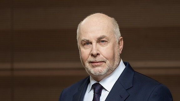 dbb Bundesvorsitzender Ulrich Silberbach dbb Bundesvorsitzender Ulrich Silberbach