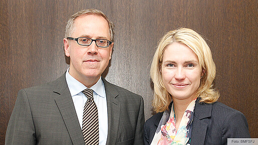 dbb Vize Eigenthaler mit Bundesministerin Schwesig dbb Vize Eigenthaler mit Bundesministerin Schwesig