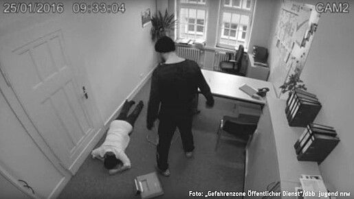 Gewalt gegen Beschäftigte im öffentlichen Dienst Gewalt gegen Beschäftigte im öffentlichen Dienst