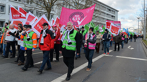Warnstreik der Landesbeschäftigten in Saarbrücken Warnstreik der Landesbeschäftigten in Saarbrücken