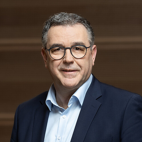 Andreas Hemsing Andreas Hemsing