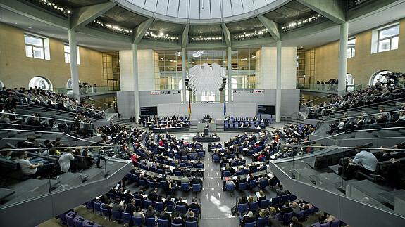 Deutscher Bundestag - Plenum Deutscher Bundestag - Plenum