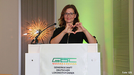 Sandra Kothe beim Bundesjugendtag der GdL Sandra Kothe beim Bundesjugendtag der GdL