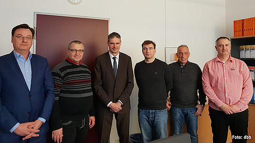 Die Verhandlungskommission des dbb mit dem Verhandlungsführer Thomas Gelling Die Verhandlungskommission des dbb mit dem Verhandlungsführer Thomas Gelling